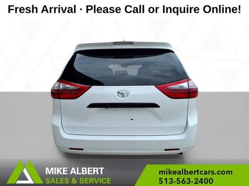 Used 2020 Toyota Sienna L FWD image 6