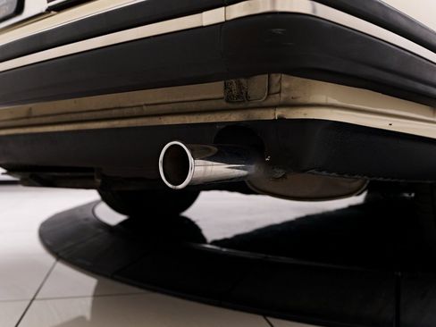 Used 1990 Rolls-Royce Silver Spur image 33