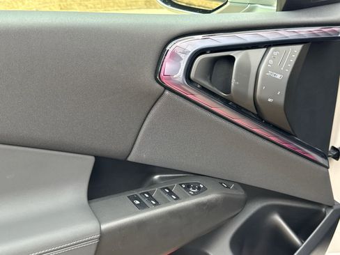 Used 2025 BMW X3 xDrive30i w/ Convenience Package image 15