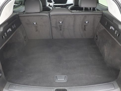 Used 2025 Buick Envision Preferred AWD/4WD image 27