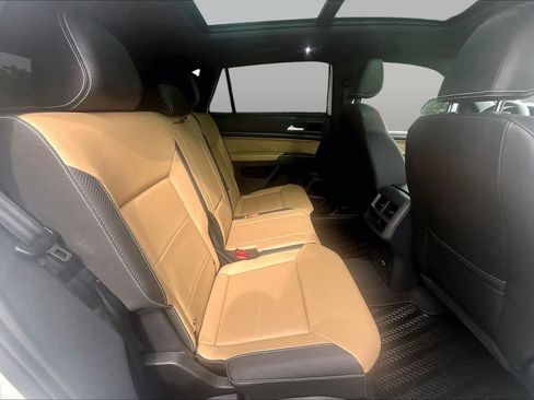 Used 2023 Volkswagen Atlas Cross Sport SEL AWD/4WD image 20