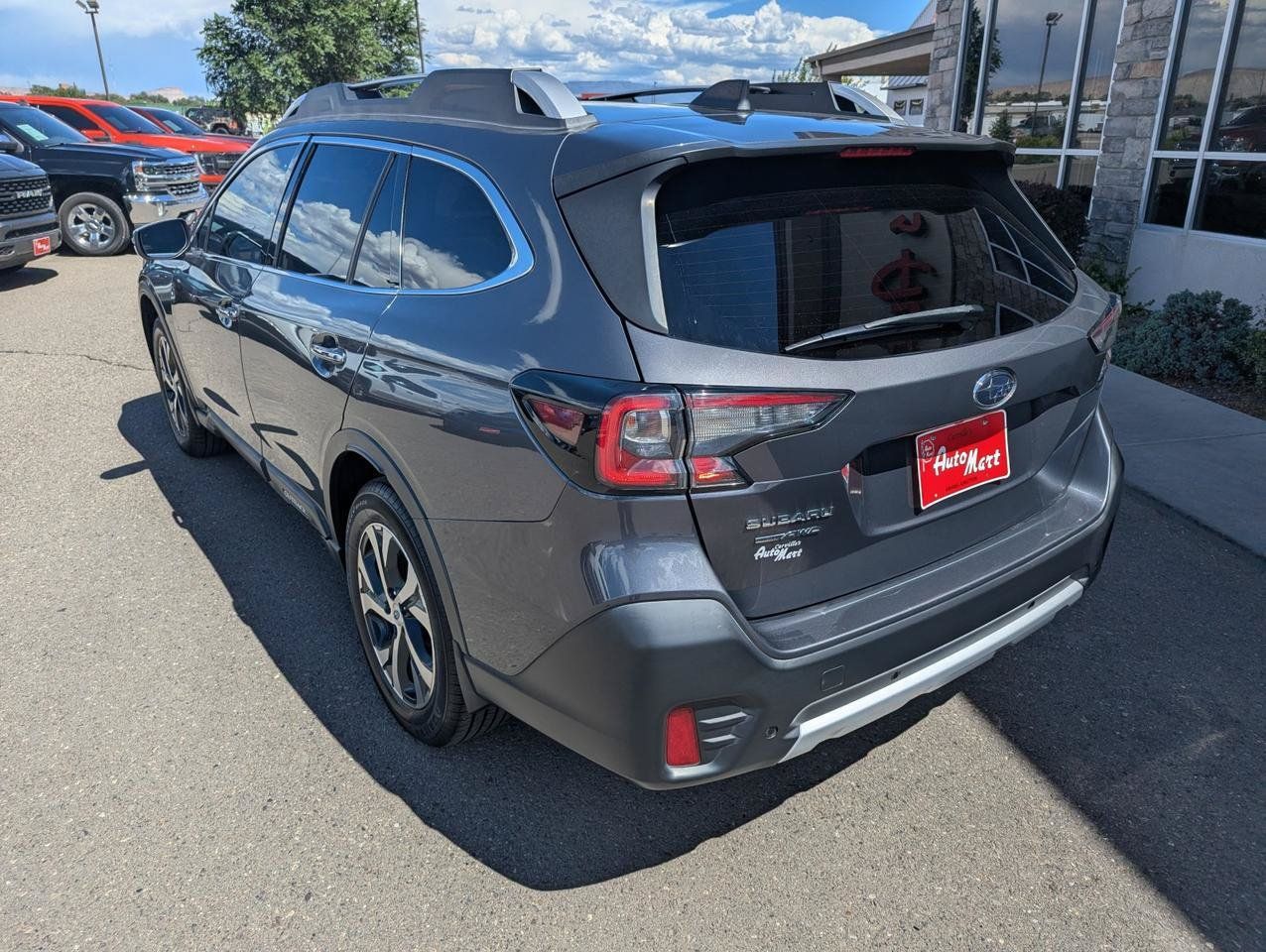 Used 2021 Subaru Outback Touring XT AWD/4WD image 3