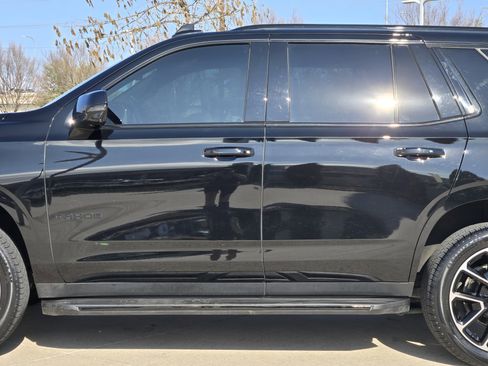 Used 2024 Chevrolet Tahoe RST w/ Luxury Package image 15