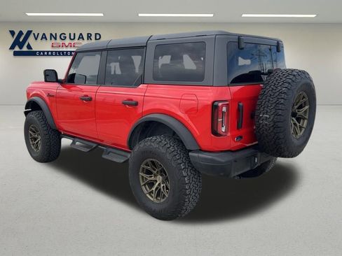 Used 2024 Ford Bronco Badlands image 3