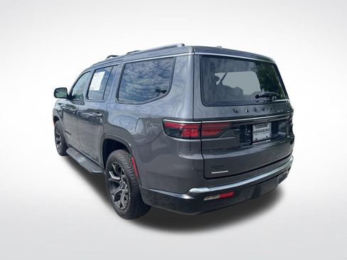 Used 2022 Jeep Wagoneer Series II AWD/4WD image 3