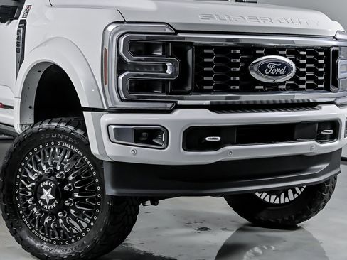 Used 2024 Ford F450 Limited w/ FX4 Off-Road Package AWD/4WD image 3