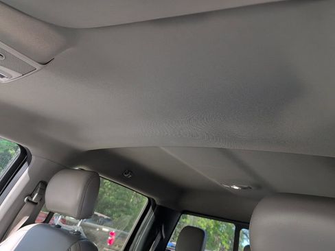 Used 2020 Ford F150 Lariat image 7