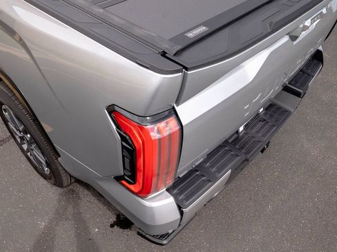 New 2026 Toyota Tundra Limited AWD/4WD image 12