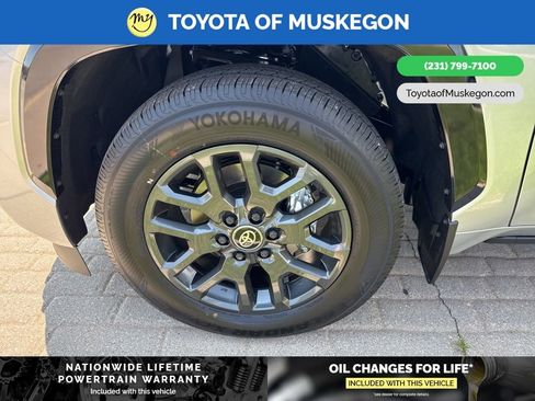 New 2025 Toyota Sequoia Platinum image 8