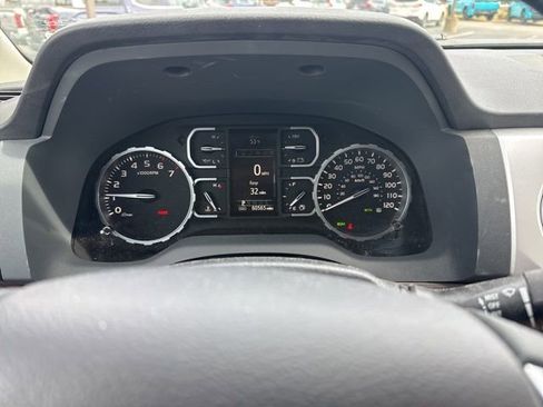 Used 2021 Toyota Tundra Limited w/ Limited Premium Package image 9