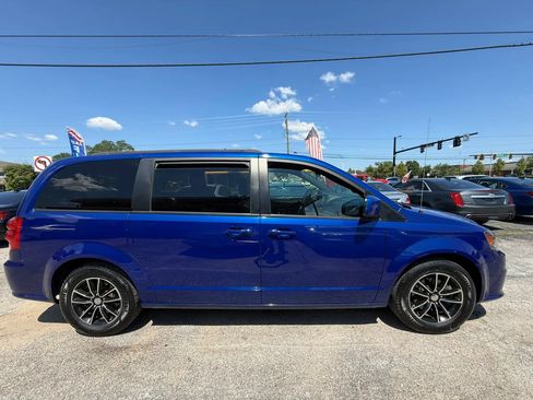 Used 2019 Dodge Grand Caravan GT FWD image 7