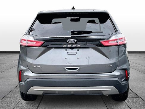 Used 2024 Ford Edge SEL image 4