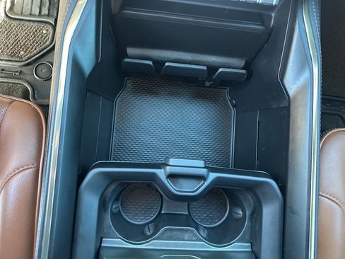 Used 2023 RAM 1500 Limited w/ Body Color Bumper Group image 8