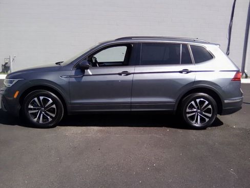 Used 2024 Volkswagen Tiguan S image 7