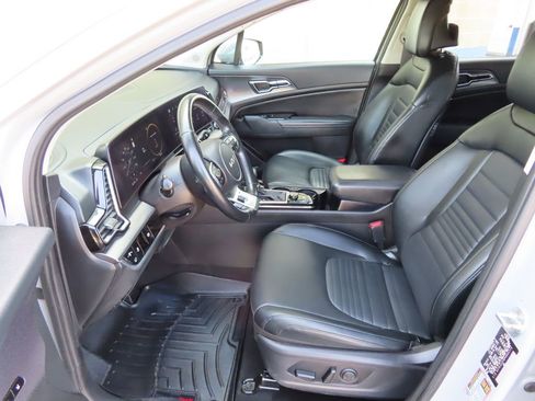 Used 2023 Kia Sportage SX image 24