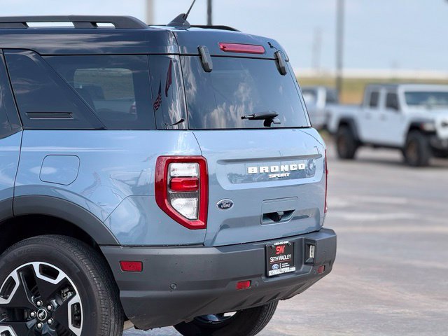 Used 2024 Ford Bronco Sport Outer Banks w/ Tech Package AWD/4WD image 12