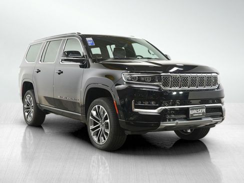 Used 2024 Jeep Grand Wagoneer Series III w/ Flexible Seating Group AWD/4WD image 7