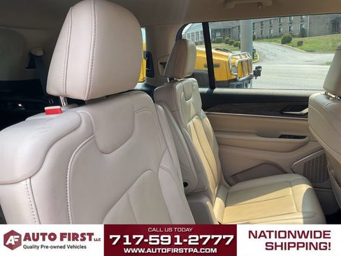 Used 2021 Jeep Grand Cherokee L Limited AWD/4WD image 14