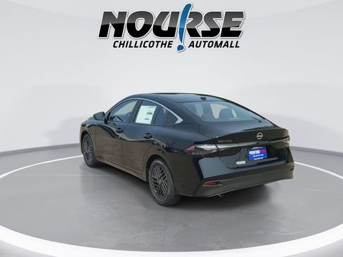 New 2026 Nissan Sentra SV w/ SV Convenience Package FWD image 6