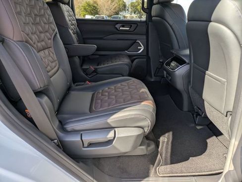 New 2026 Nissan Armada Platinum image 31