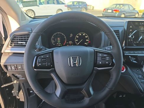 New 2026 Honda Odyssey EX-L image 18