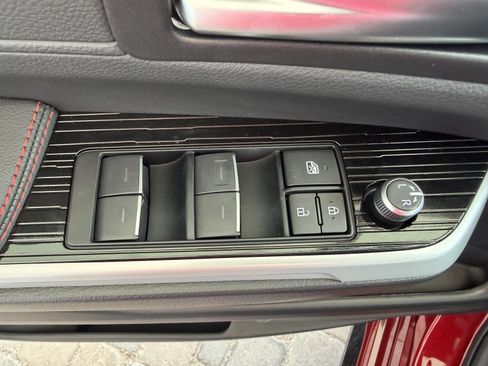New 2026 Toyota Sienna XSE FWD image 12