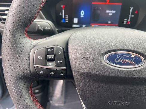 Used 2024 Ford Escape ST-Line w/ Tech Pack #1 AWD/4WD image 24