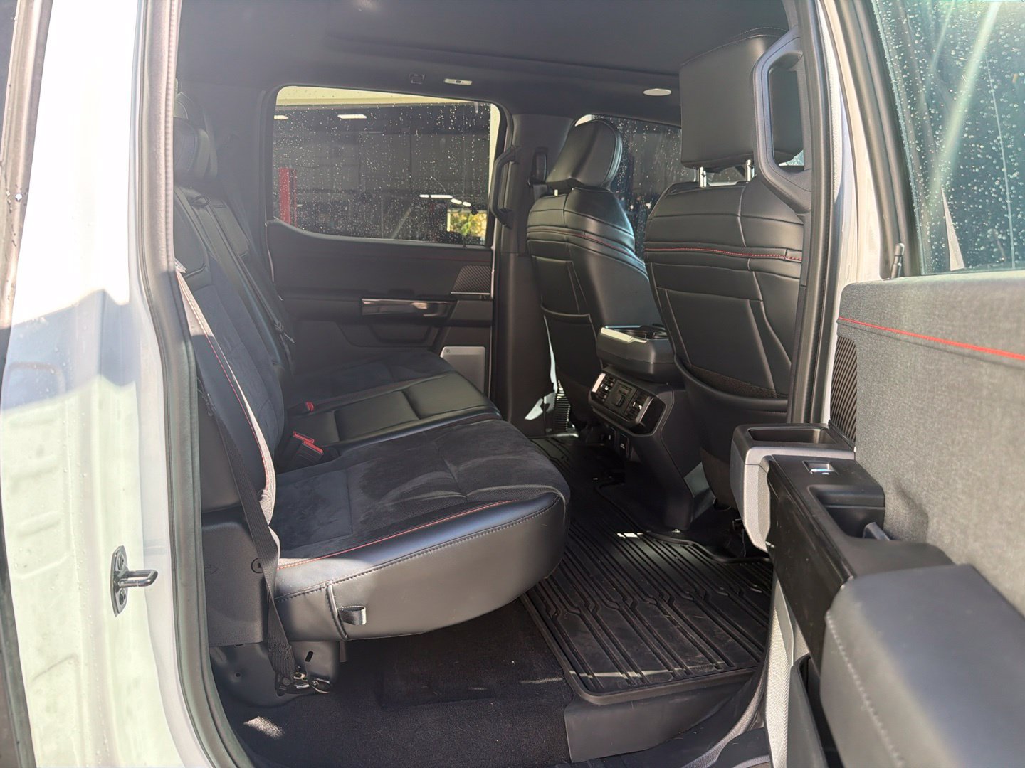 Used 2023 Ford F150 Raptor w/ Equipment Group 802A Raptor R AWD/4WD image 18