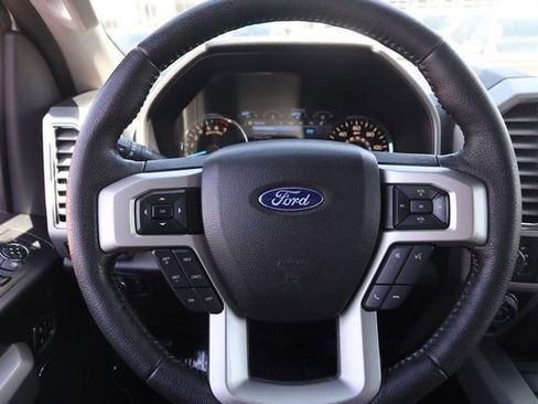 Used 2016 Ford F150 Lariat AWD/4WD image 9
