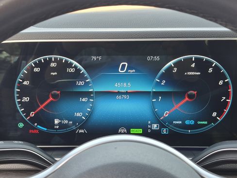 Used 2022 Mercedes-Benz GLE 450 4MATIC image 36