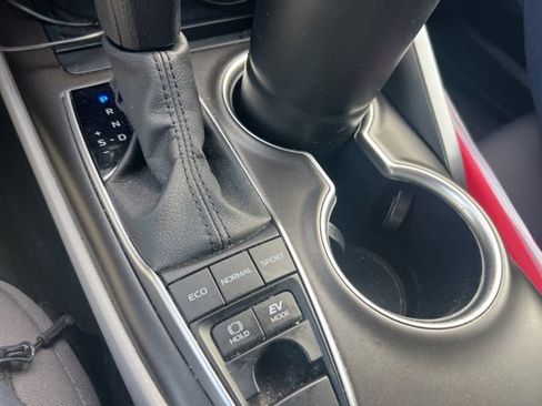 Used 2024 Toyota Camry LE image 11