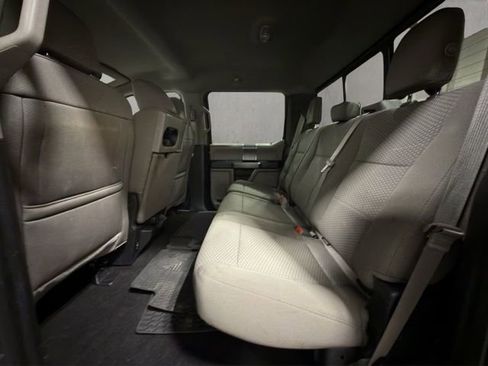 Used 2018 Ford F150 XLT w/ Equipment Group 302A Luxury image 22