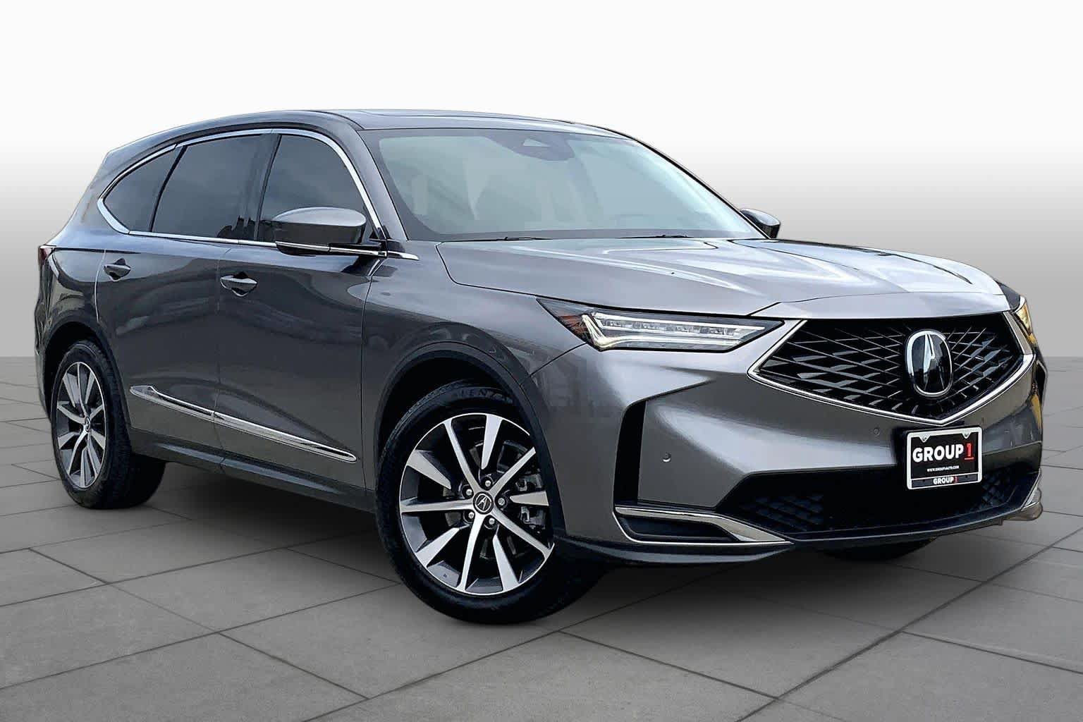 Used 2025 Acura MDX w/ Technology Package FWD image 3