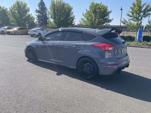 Used 2017 Ford Focus RS AWD/4WD image 3