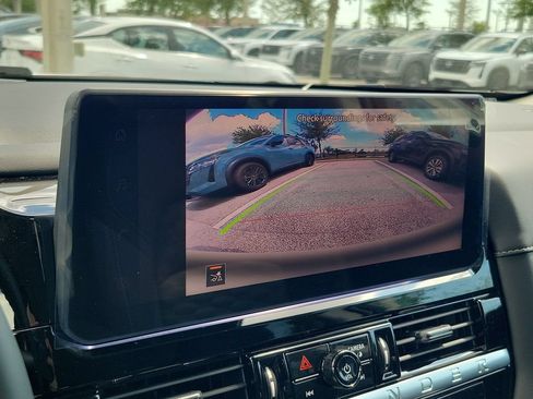 New 2026 Nissan Pathfinder SV AWD/4WD image 10