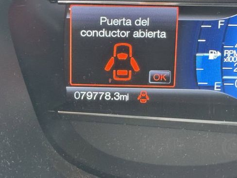 Used 2017 Ford Explorer XLT w/ Equipment Group 202A FWD image 8