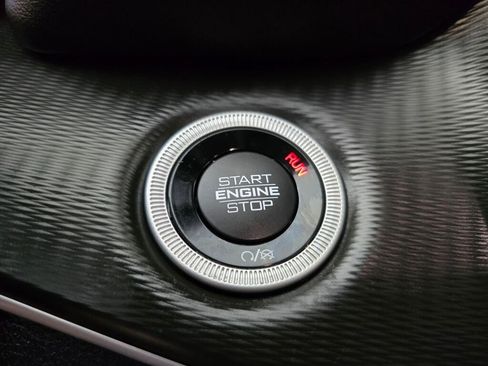 Used 2023 Jeep Grand Cherokee Altitude image 30