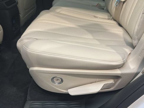 New 2026 Genesis GV80 2.5T Select AWD/4WD image 15