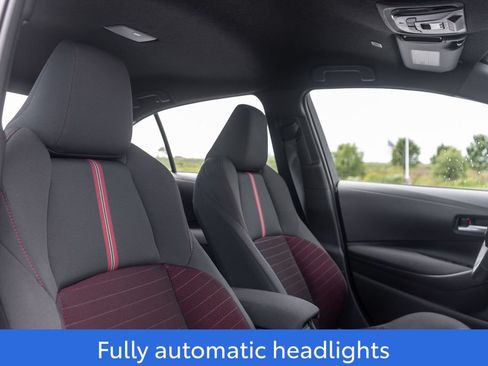 Used 2026 Toyota Corolla SE w/ SE Package FWD image 12