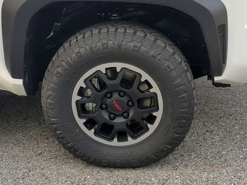 New 2024 Toyota Tacoma TRD Off-Road image 11