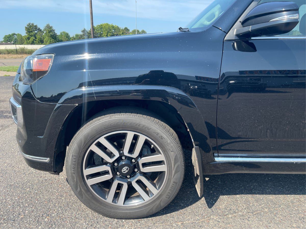 Used 2015 Toyota 4Runner Limited AWD/4WD image 23