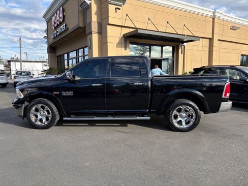 Used 2014 RAM 1500 Laramie w/ Convenience Group RWD image 5