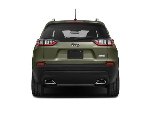 Used 2019 Jeep Cherokee Latitude Plus w/ Cold Weather Group AWD/4WD image 5