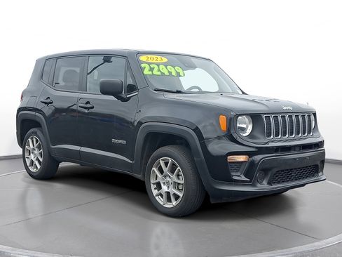 Used 2023 Jeep Renegade Latitude AWD/4WD image 1