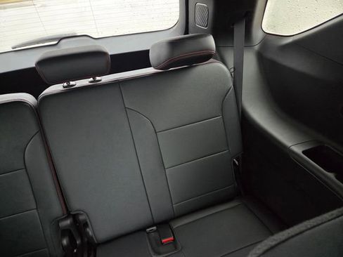 Used 2024 Chevrolet Traverse RS w/ LPO, Floor Liner Package AWD/4WD image 62