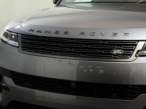 New 2025 Land Rover Range Rover Sport SE image 12