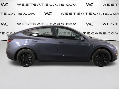 Used 2023 Tesla Model Y 2WD image 50