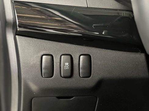 Used 2017 Mitsubishi Lancer ES image 26