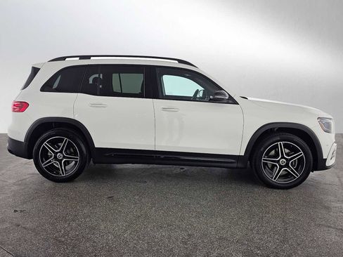 Certified 2025 Mercedes-Benz GLB 250 image 3