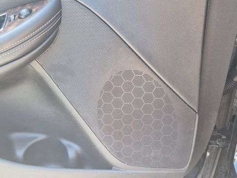 Used 2015 Chevrolet Impala LTZ FWD image 19